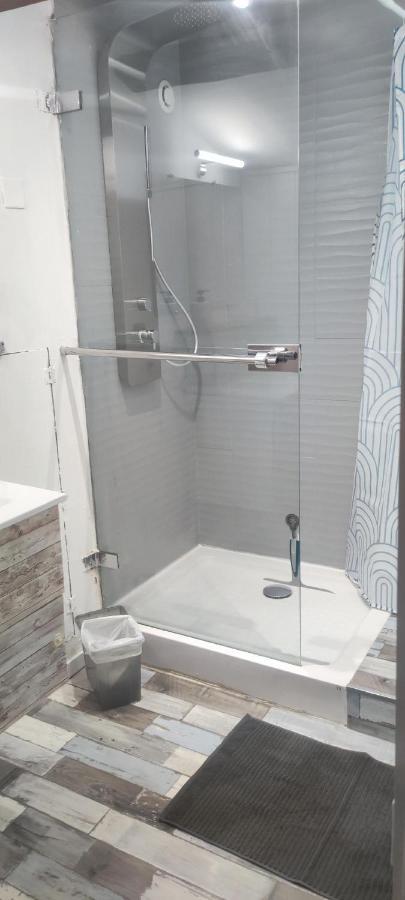 Chez Bichette Saint Maximin Apartment Luaran gambar